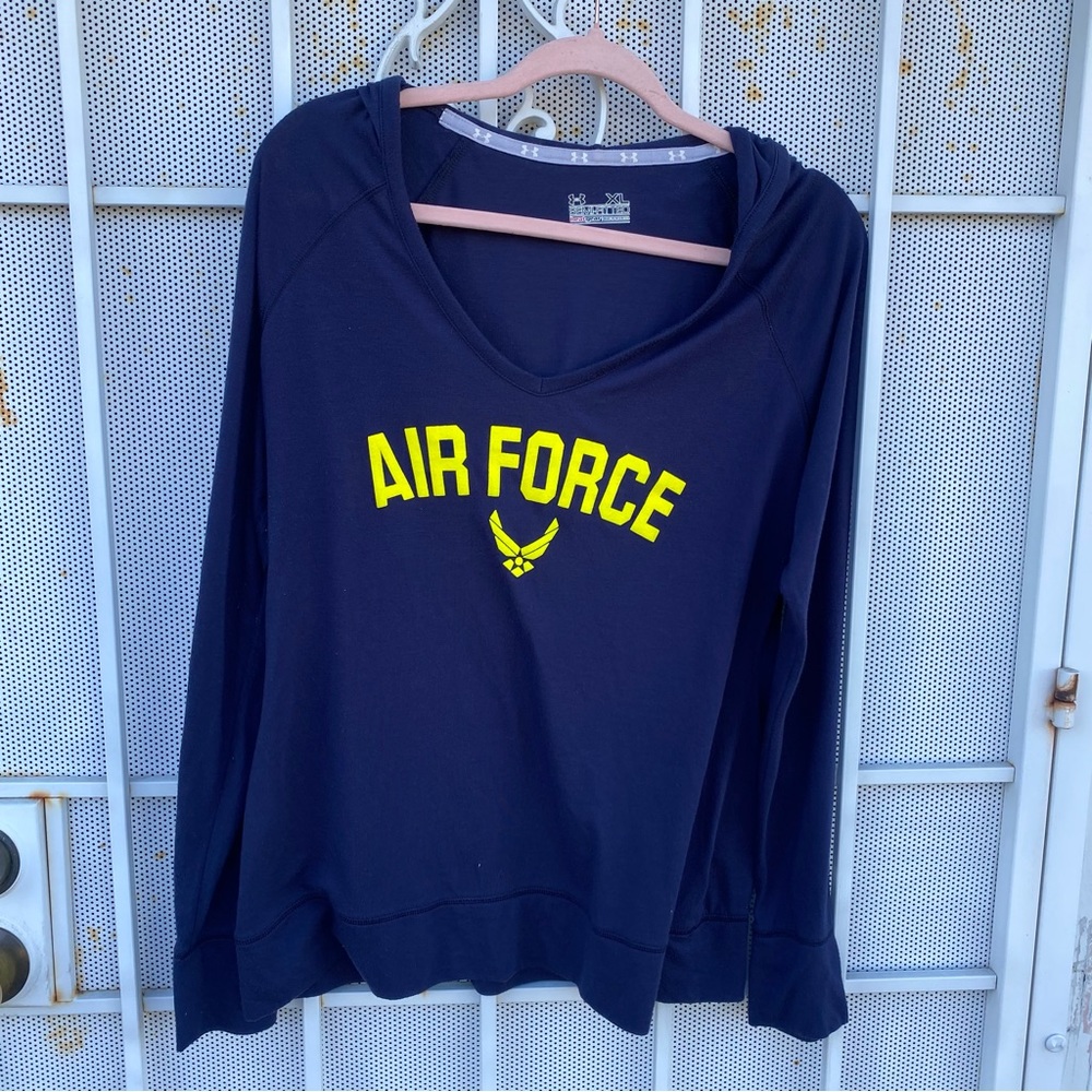 Under Armour women’s XL semi fitted heat gear long sleeve hood Air Force’ Navy